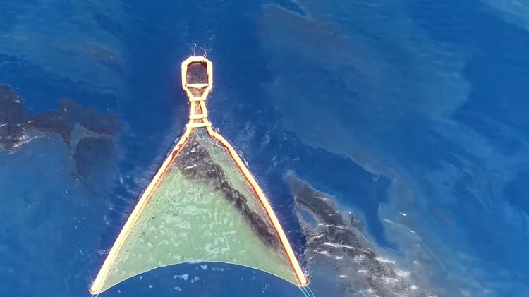 NOFI Current Buster protecting Thailand Gulf coastline from oil spills